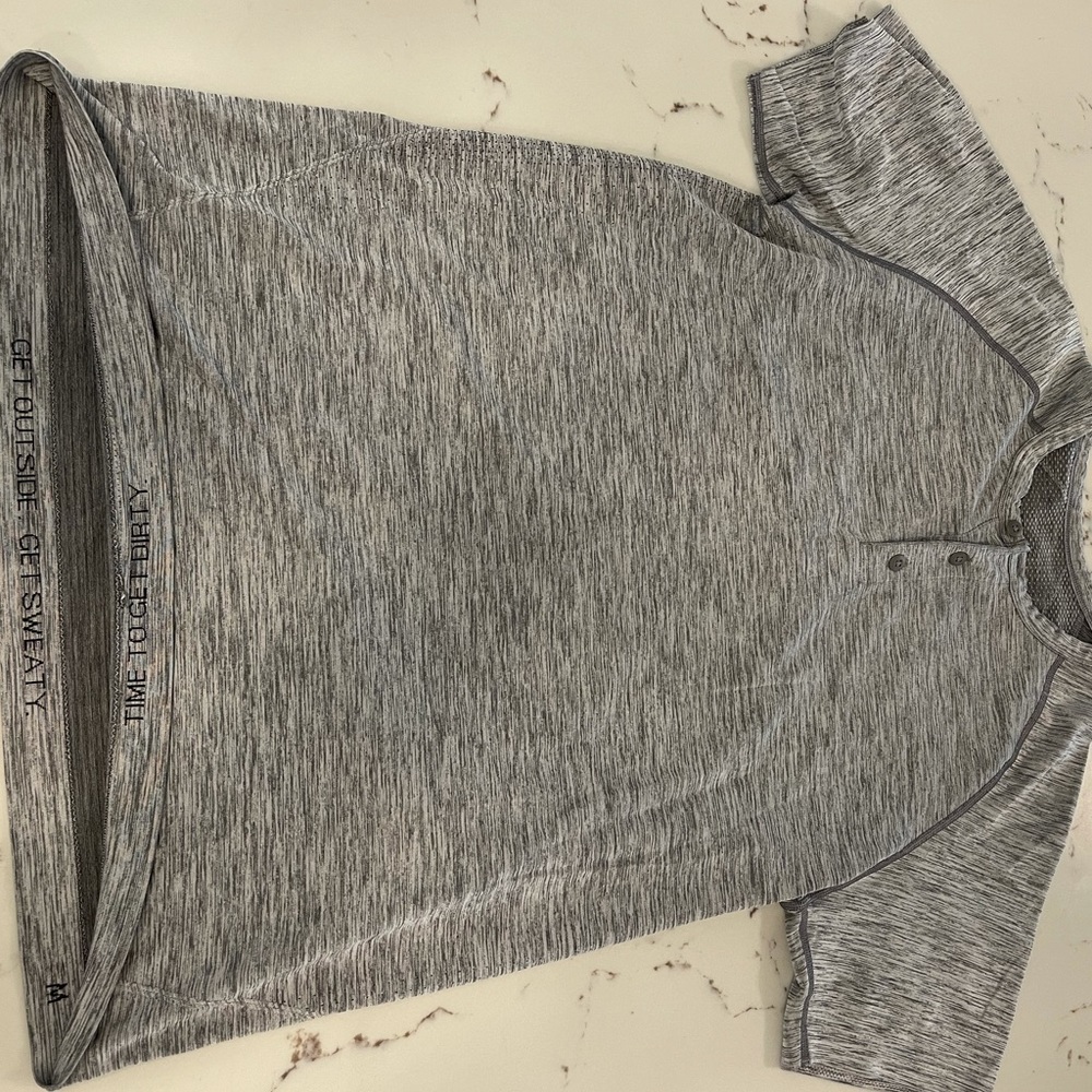 Lululemon grey metal vent tech short sleeve henley